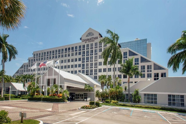 DoubleTree By Hilton Deerfield Beach Boca Raton Main image